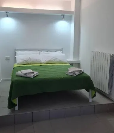Studioflat Giusandro Riva del Garda